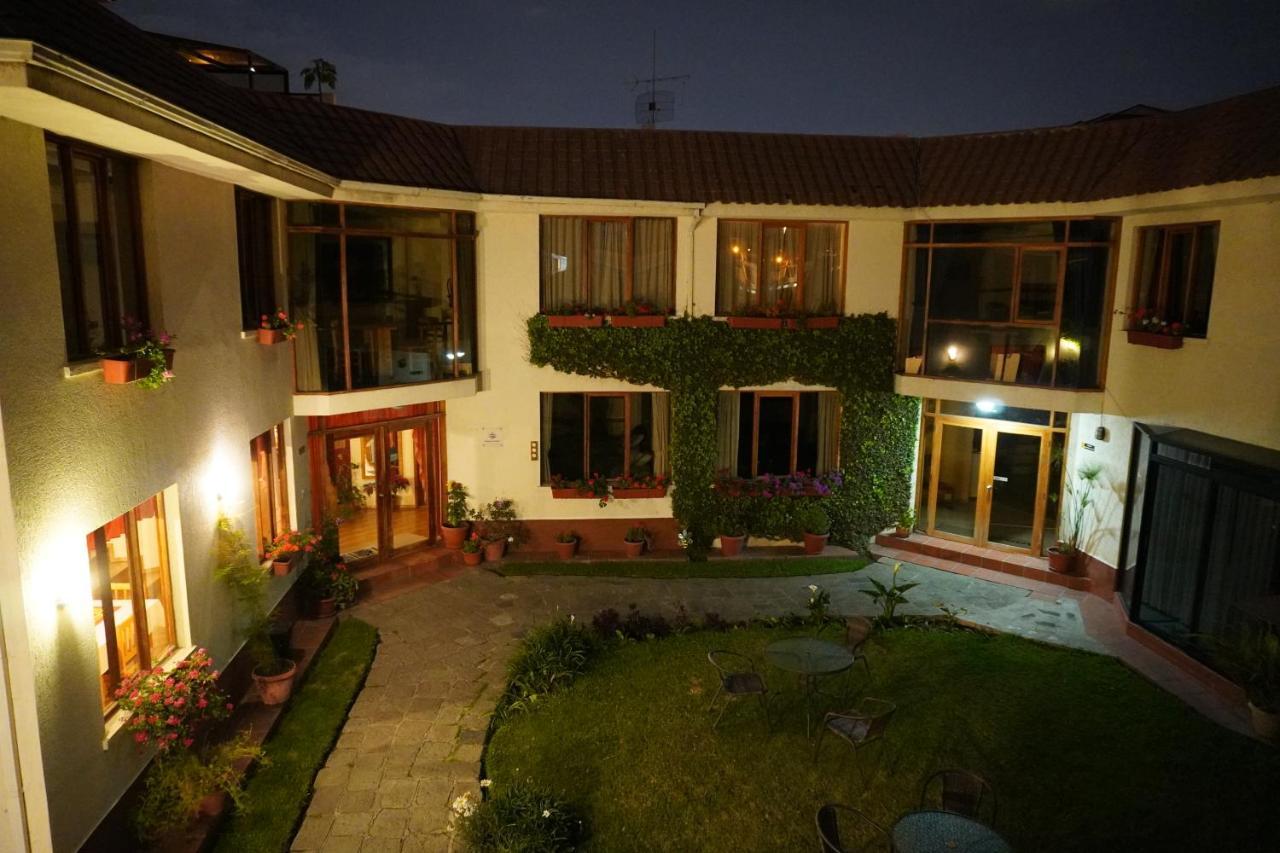 Hotel Rincon Aleman Riobamba Exterior photo