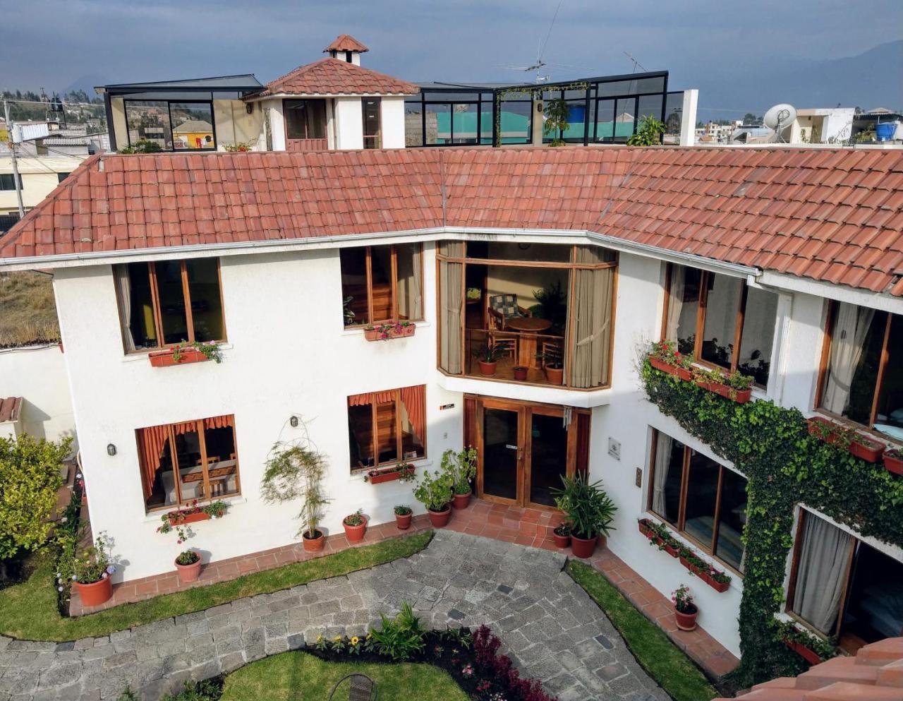 Hotel Rincon Aleman Riobamba Exterior photo