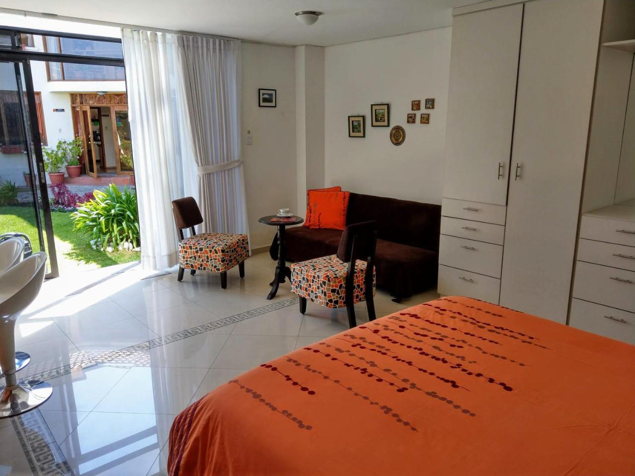 Hotel Rincon Aleman Riobamba Exterior photo
